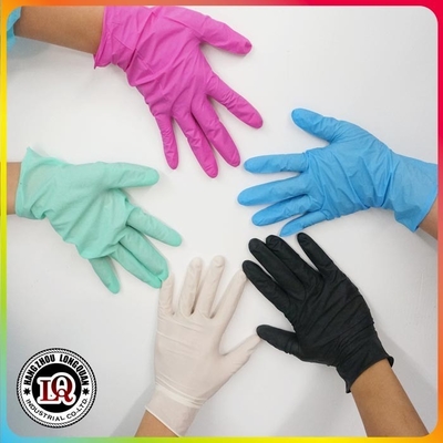 Nitrile powder free medical gloves